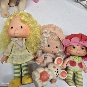Lot Of Vintage Strawberry Shortcake Dolls & Apricot Pet Bunny *READ DESCRIPTION